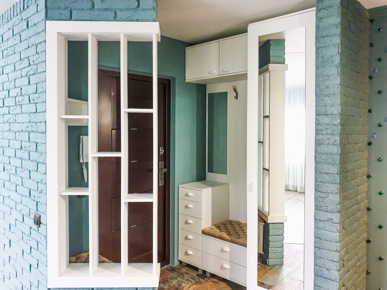 Small Space Storage Ideas That Work: Maximize Every Inch